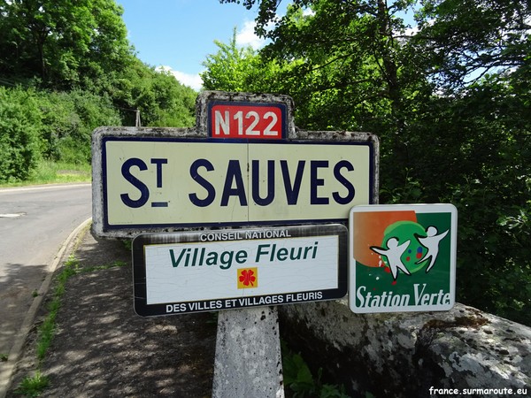 Saint-Sauves-d'Auvergne.JPG