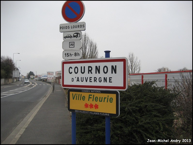 Cournon-d'Auvergne 63 - Jean-Michel Andry.jpg