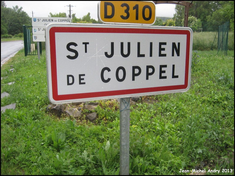 Saint-Julien-de-Coppel 63 - Jean-Michel Andry.jpg