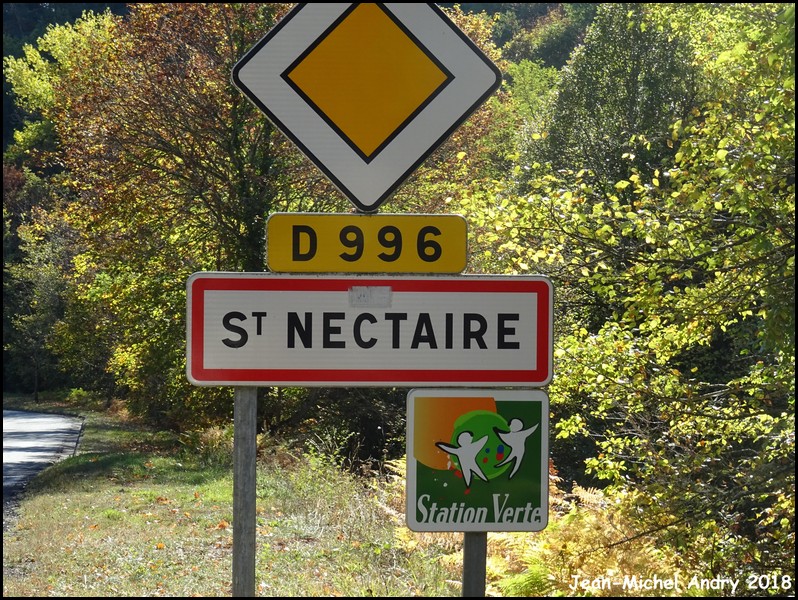 Saint-Nectaire 63 - Jean-Michel Andry.jpg