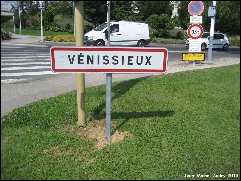 Vénissieux 69 - Jean-Michel Andry.jpg