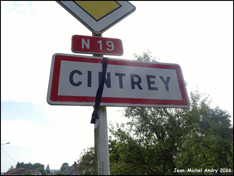 Cintrey 70 Jean-Michel Andry.jpg