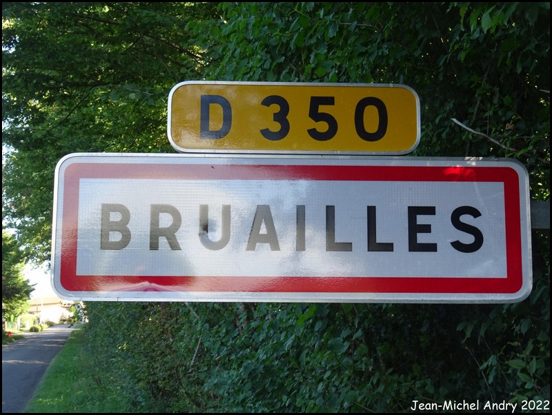Bruailles 71 - Jean-Michel Andry.jpg