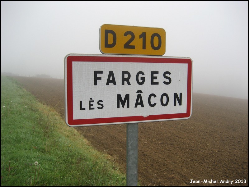 Farges-lès-Mâcon 71 - Jean-Michel Andry.jpg