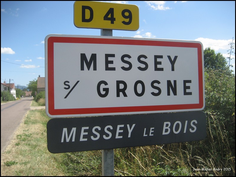 Messey-sur-Grosne 71 - Jean-Michel Andry.jpg