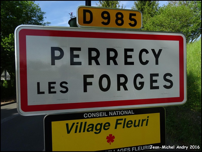 Perrecy-les-Forges 71 - Jean-Michel Andry.jpg