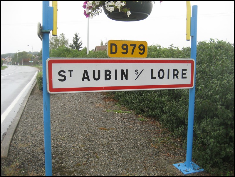 Saint-Aubin-sur-Loire 71 - Jean-Michel Andry.jpg