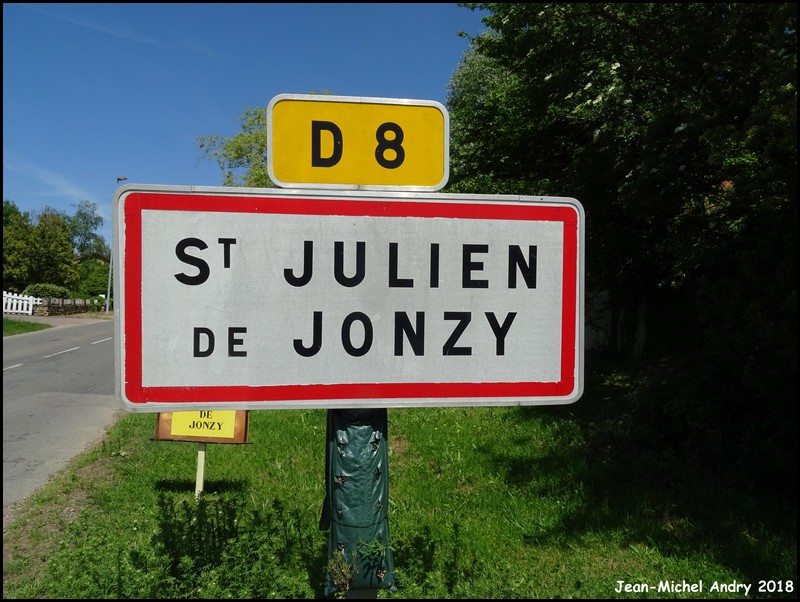 Saint-Julien-de-Jonzy 71 - Jean-Michel Andry.jpg