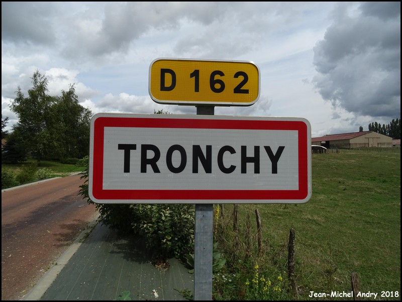Tronchy 71 - Jean-Michel Andry.jpg