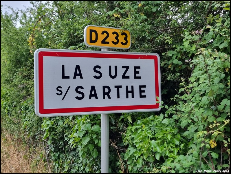 La Suze-sur-Sarthe 72 - Jean-Michel Andry.jpg