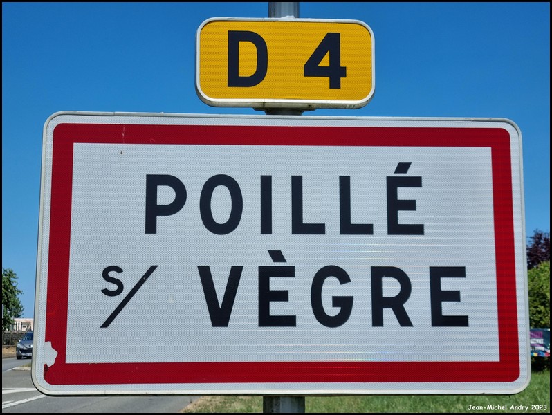Poillé-sur-Vègre 72 - Jean-Michel Andry.jpg