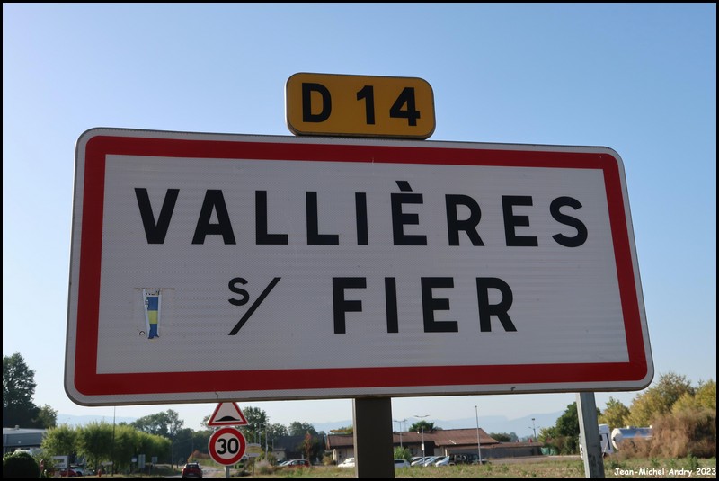 Vallières 74 - Jean-Michel Andry.jpg