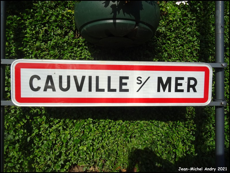 Cauville-sur-Mer 76 - Jean-Michel Andry.jpg
