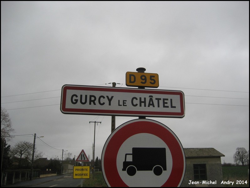 Gurcy-le-Châtel 77 - Jean-Michel Andry.jpg