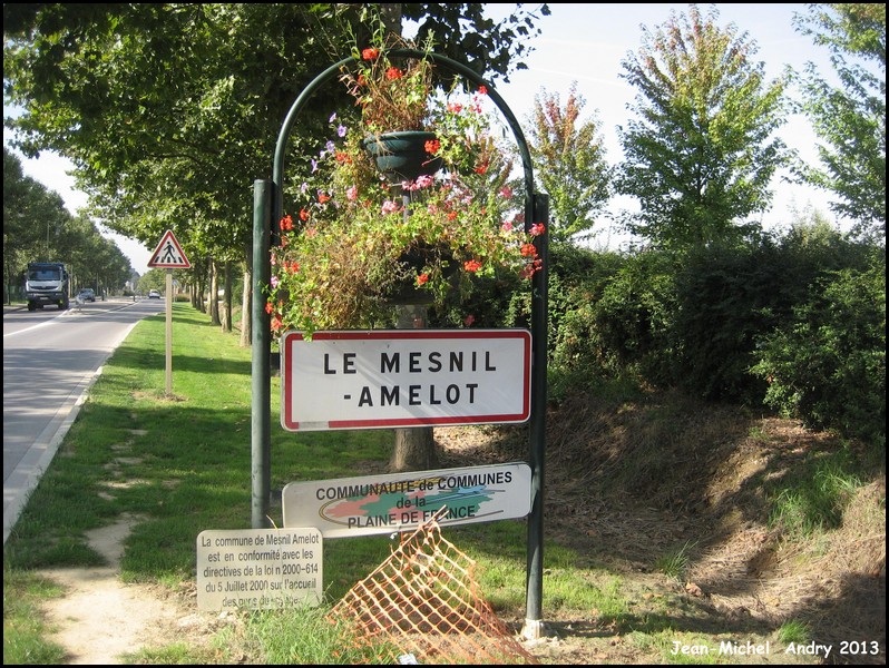 Le Mesnil-Amelot 77 - Jean-Michel Andry.jpg