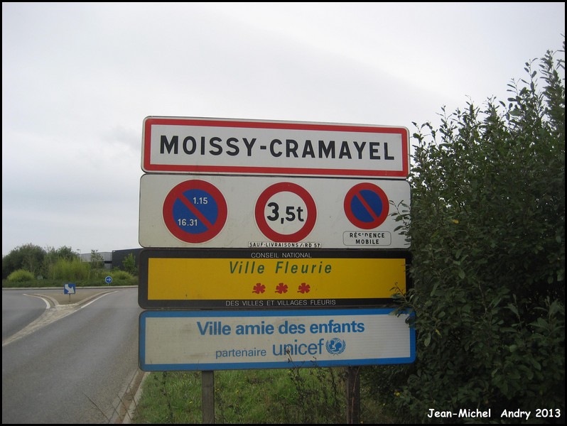 Moissy-Cramayel 77 - Jean-Michel Andry.jpg