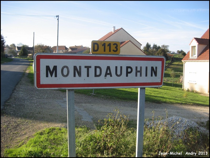 Montdauphin 77 - Jean-Michel Andry.jpg