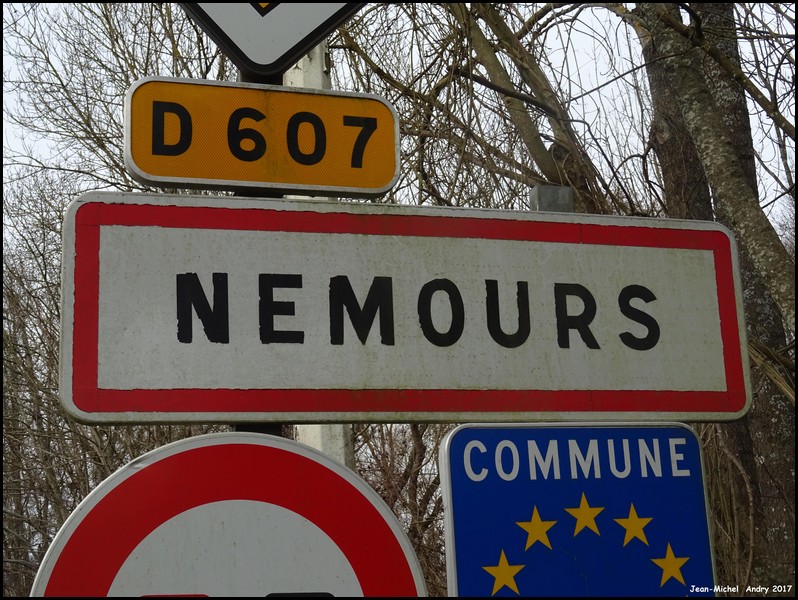 Nemours 77 - Jean-Michel Andry.jpg