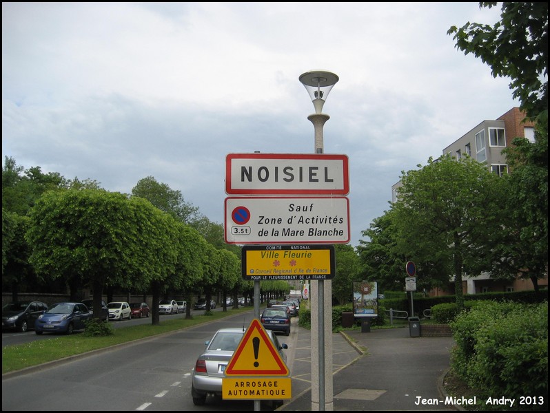 Noisiel 77 - Jean-Michel Andry.jpg