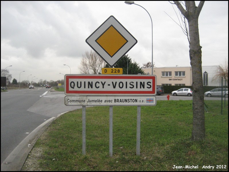 Quincy-Voisins 77 - Jean-Michel Andry.jpg