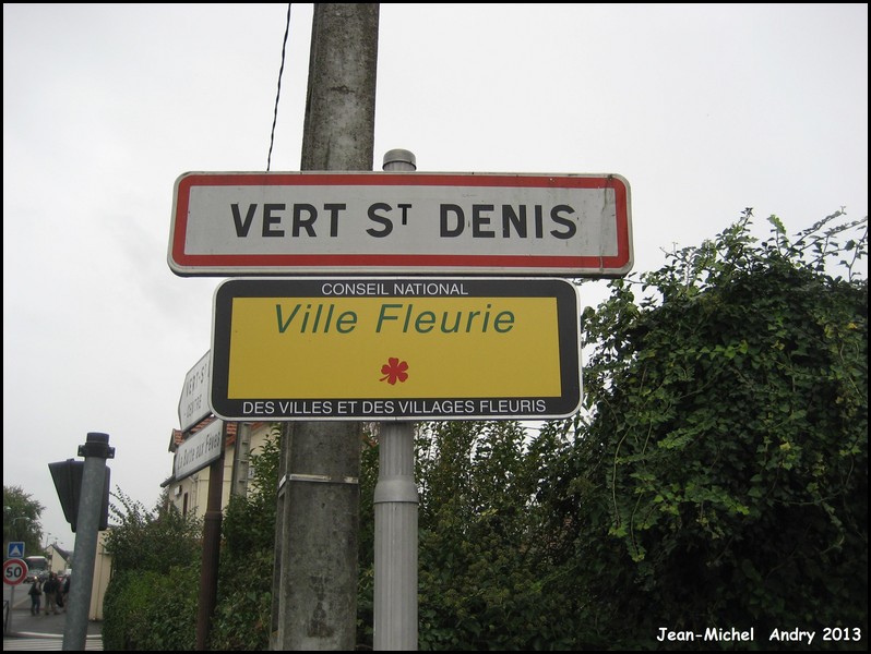 Vert-Saint-Denis 77 - Jean-Michel Andry.jpg