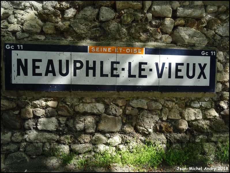 Neauphle-le-Vieux 78 - Jean-Michel Andry.jpg