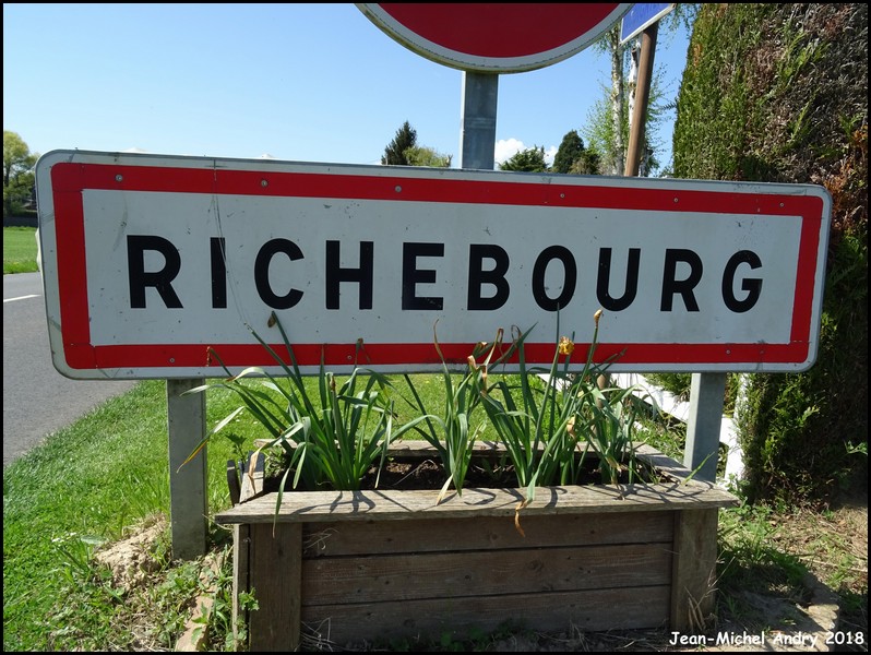 Richebourg 78 - Jean-Michel Andry.jpg
