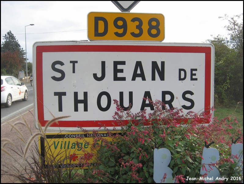 Saint-Jean-de-Thouars 79 - Jean-Michel Andry.jpg