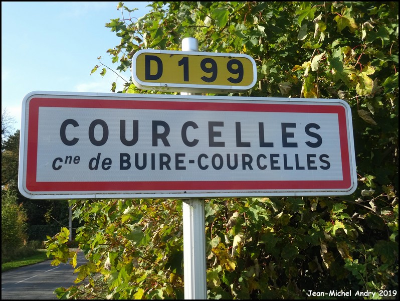Buire-Courcelles 2 80 - Jean-Michel Andry.jpg