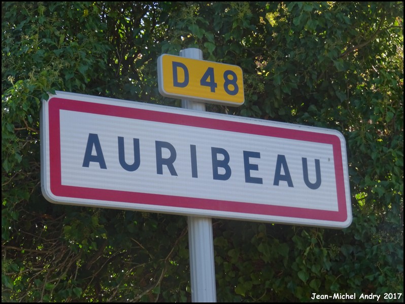 Auribeau 84 - Jean-Michel Andry.jpg