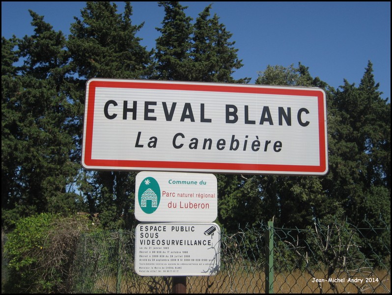 Cheval-Blanc 84 - Jean-Michel Andry.jpg