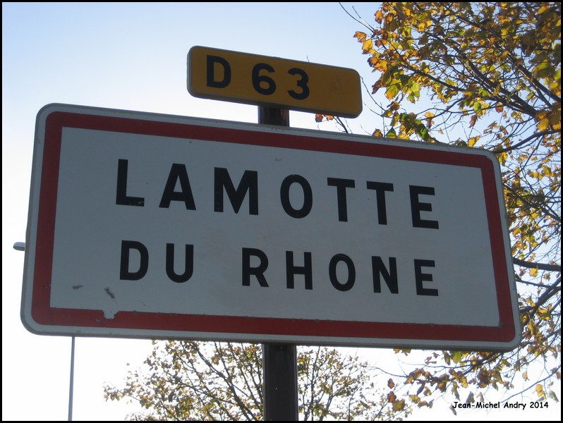 Lamotte-du-Rhône 84 - Jean-Michel Andry.jpg