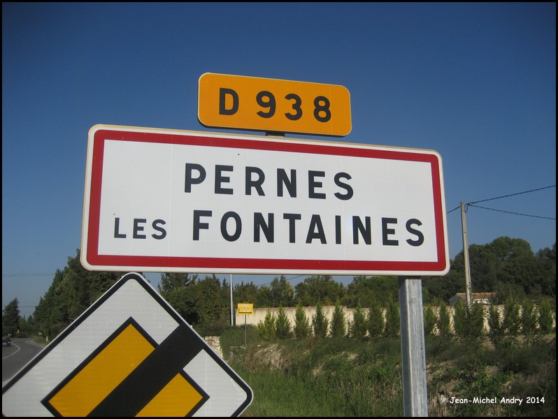 Pernes-les-Fontaines 84 - Jean-Michel Andry.jpg