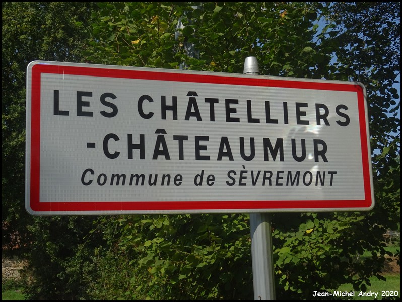 4Les Châtelliers-Châteaumur 85 - Jean-Michel Andry.jpg