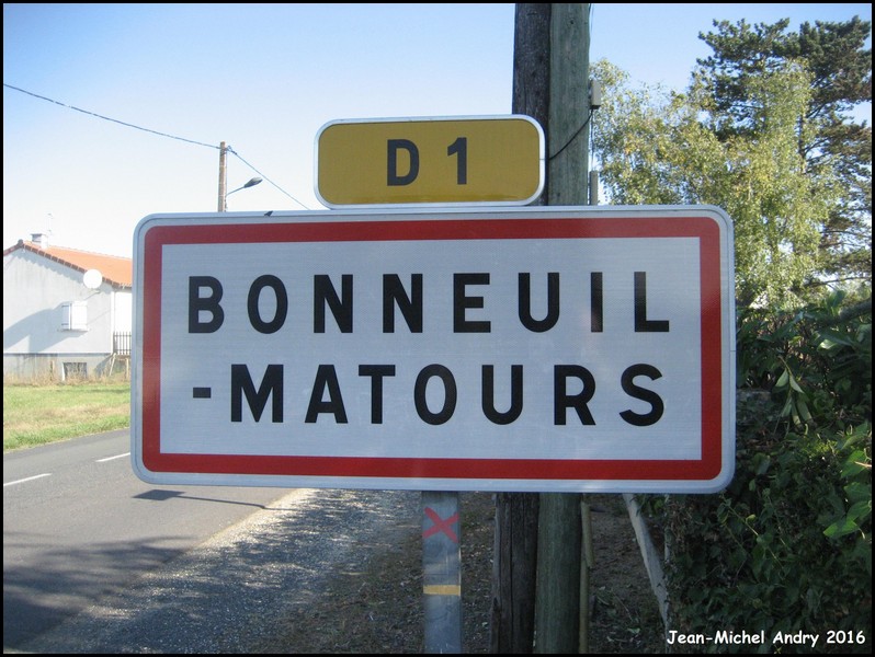 Bonneuil-Matours 86 - Jean-Michel Andry.jpg