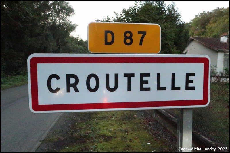 Croutelle 86 - Jean-Michel Andry.jpg