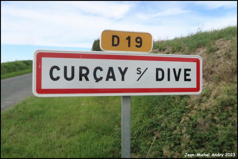 Curçay-sur-Dive 86 - Jean-Michel Andry.jpg