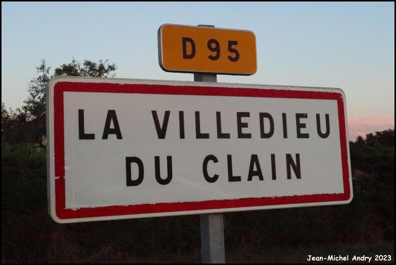La Villedieu-du-Clain 86 - Jean-Michel Andry.jpg