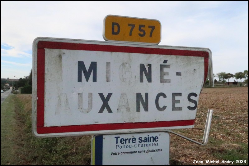 Migné-Auxances 86 - Jean-Michel Andry.jpg
