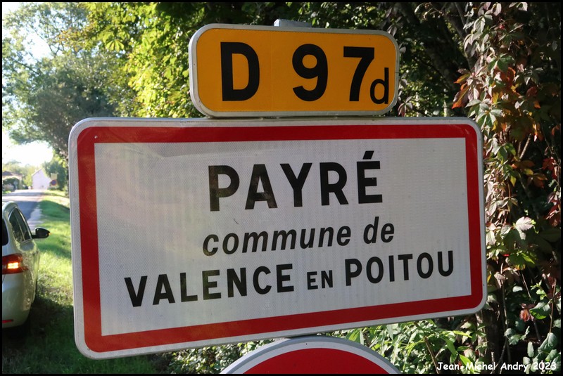 Payré 86 - Jean-Michel Andry.jpg