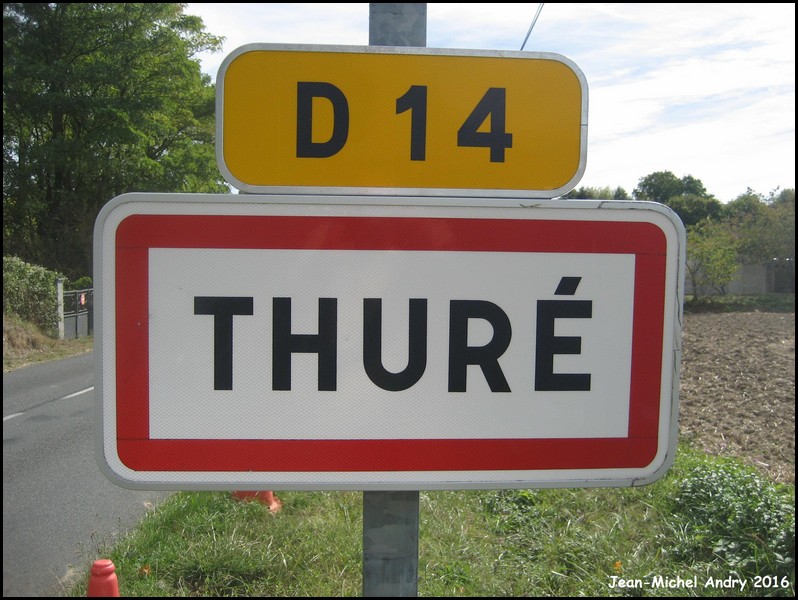 Thuré 86 - Jean-Michel Andry.jpg