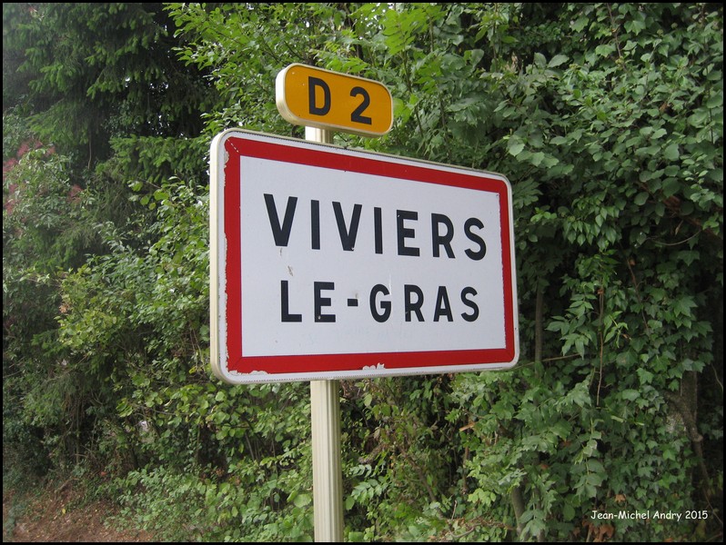 Viviers-le-Gras 88 Jean-Michel Andry.jpg