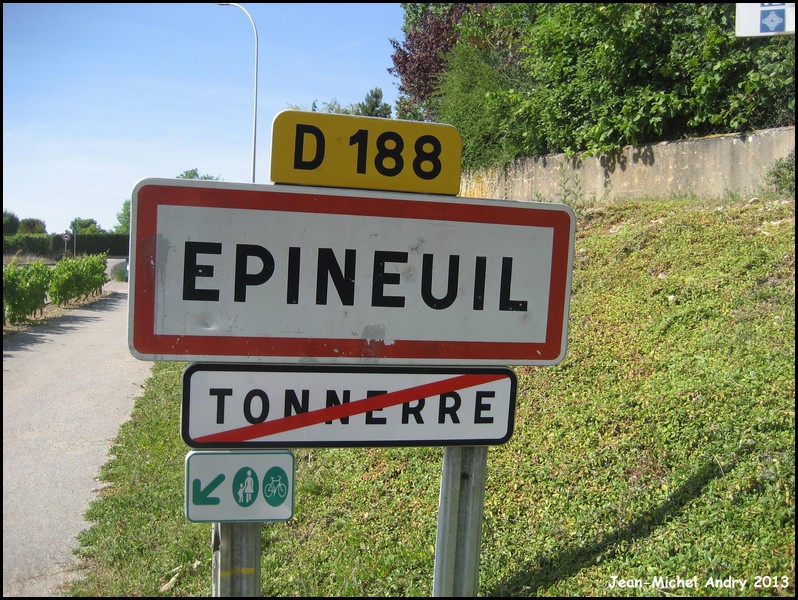 Épineuil  89 - Jean-Michel Andry.jpg