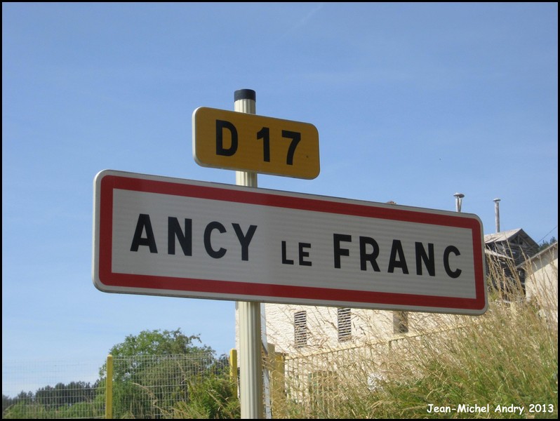 Ancy-le-Franc  89 - Jean-Michel Andry.jpg