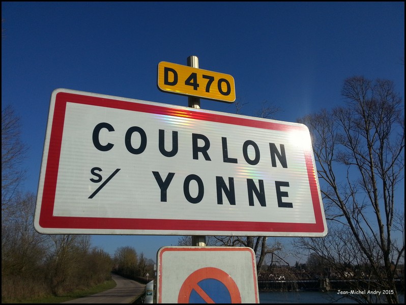 Courlon-sur-Yonne  89 - Jean-Michel Andry.jpg