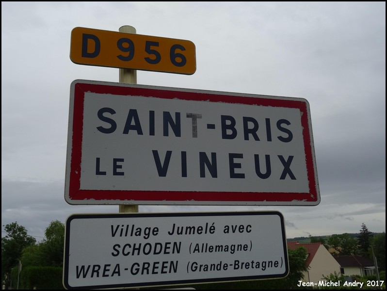 Saint-Bris-le-Vineux 89 - Jean-Michel Andry.jpg