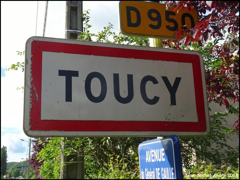 Toucy 89 - Jean-Michel Andry.jpg
