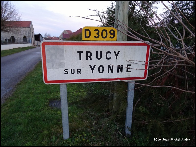 Trucy-Sur-Yonne 89 - Jean-Michel Andry.jpg