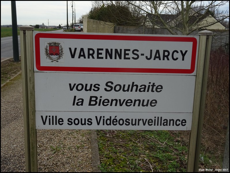 Varennes-Jarcy 91 - Jean-Michel Andry.jpg