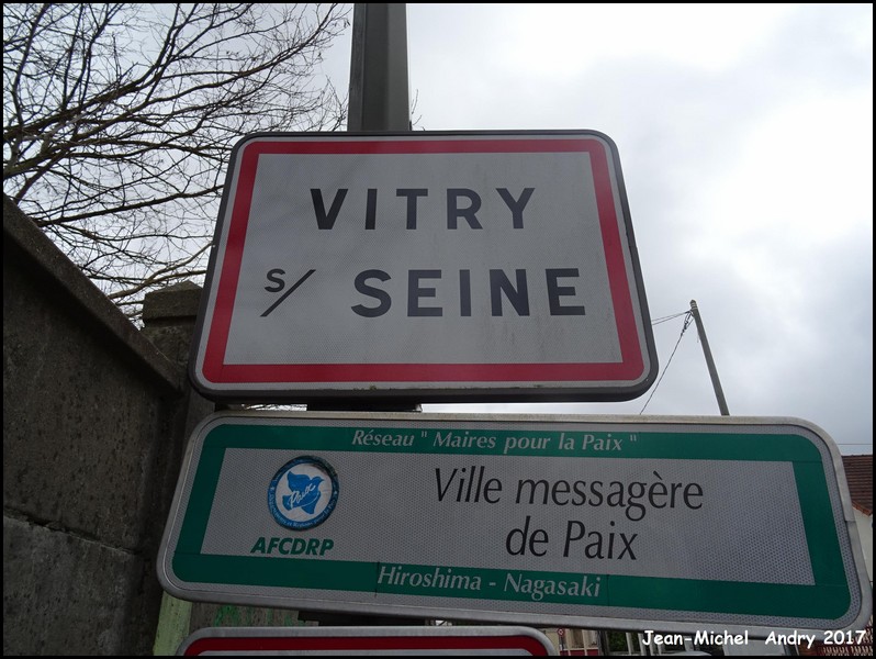 Vitry-sur-Seine 94 - Jean-Michel Andry.jpg